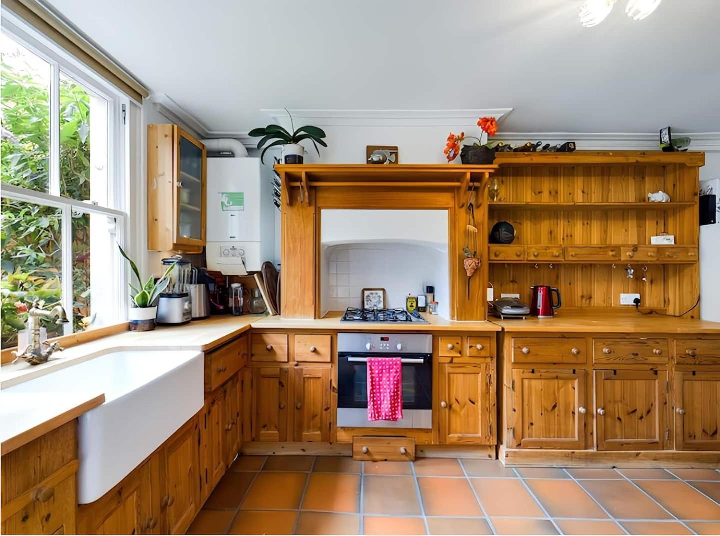 The Clapham Apartment With Private Patio Λονδίνο Εξωτερικό φωτογραφία
